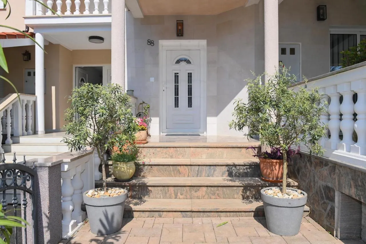 Apartments Basic Sveti Anton 88 Malinska Affittacamere