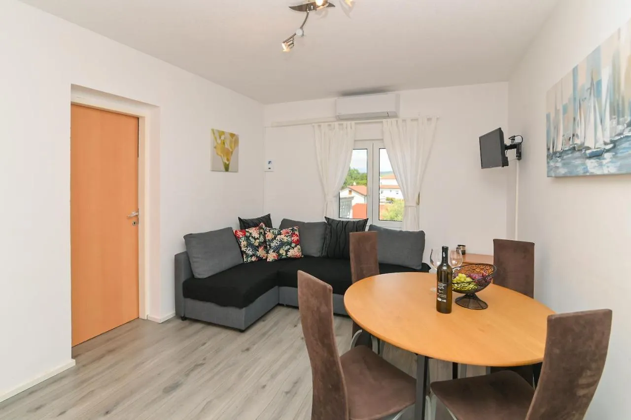 Apartments Basic Sveti Anton 88 Malinska 0*,