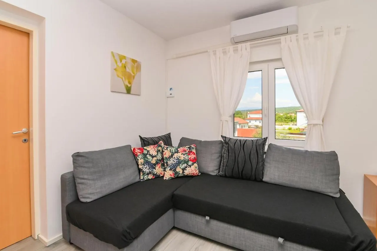 Apartments Basic Sveti Anton 88 Malinska