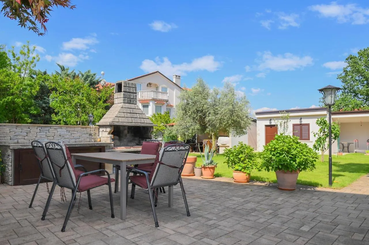 Affittacamere Apartments Basic Sveti Anton 88 Malinska