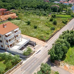 Apartments Rina Vendégház