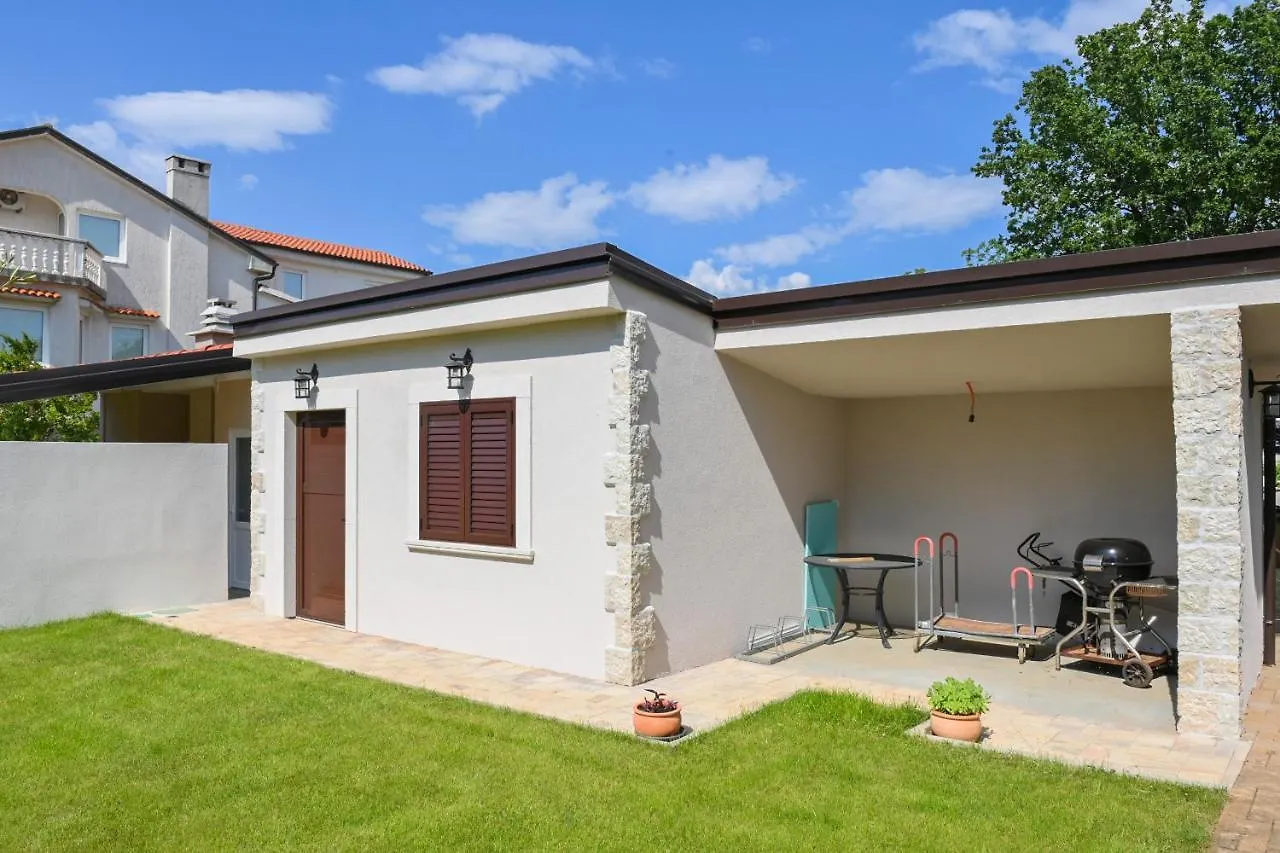 Apartments Basic Sveti Anton 88 Malinska 0*,  Croatia