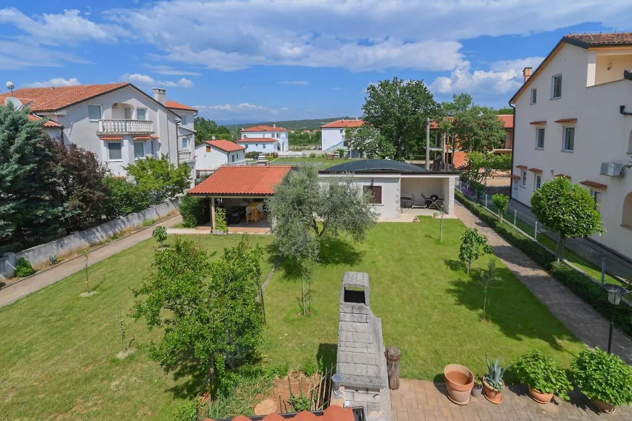 Apartments Basic Sveti Anton 88 Malinska