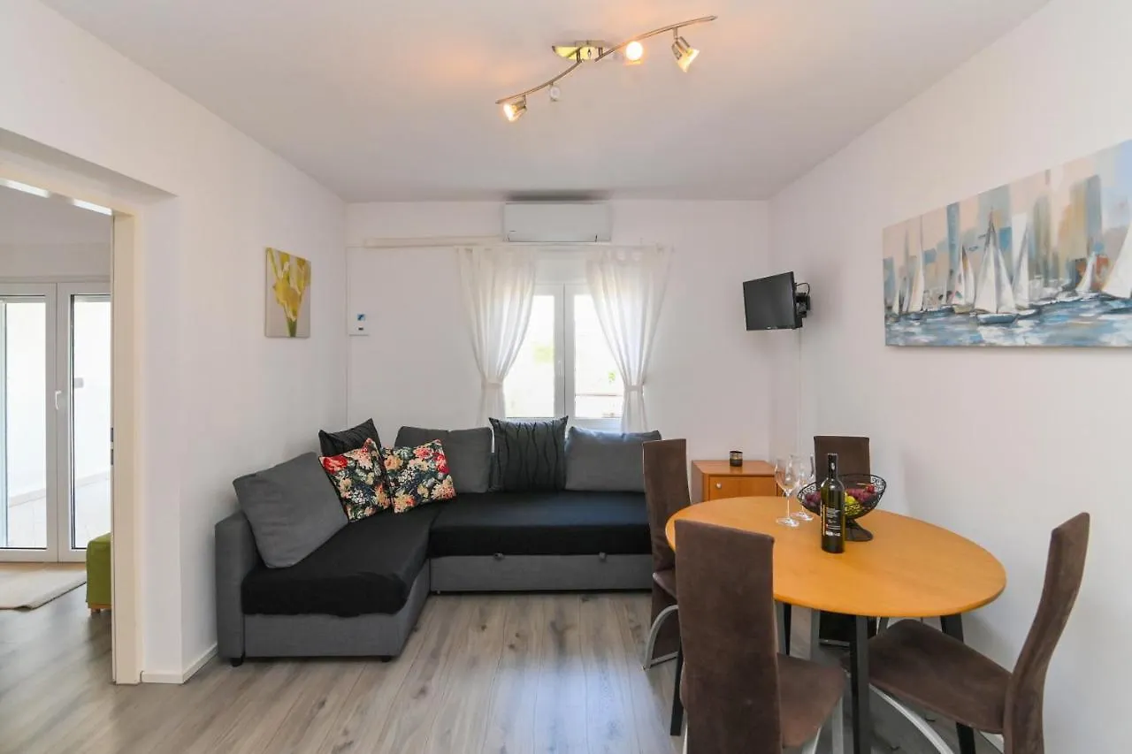 Apartments Basic Sveti Anton 88 Malinska